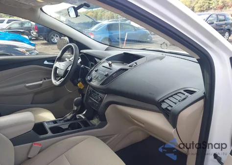 2017 Ford Escape Se from USA, damaged, VIN 1FMCU9GD2HUC35370